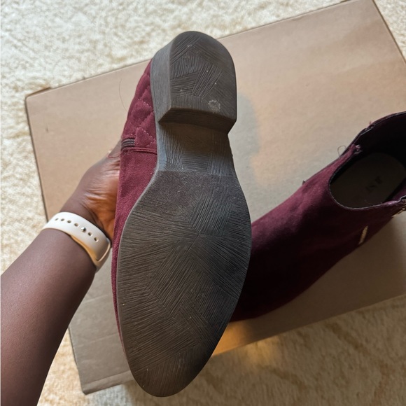 Just fab Red Ankle Suede Booties - Picture 6 of 10